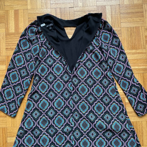 Printed Long-Sleeve Girls Dress - Picture 2 of 5